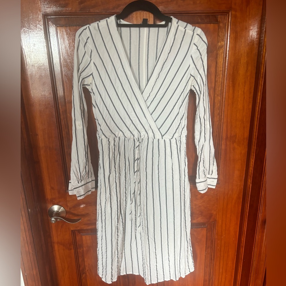 ann taylor • long sleeve striped dress